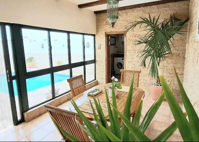 Casa Naya