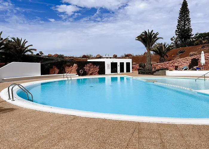 Casa Buna Colorada
