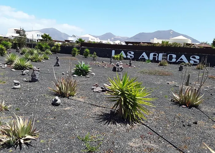Las Arecas Family House