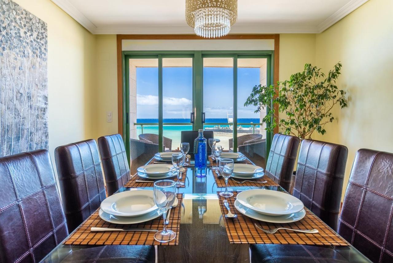 Sands- Seafront - Sea Views - Private Underground Parking Apartamento