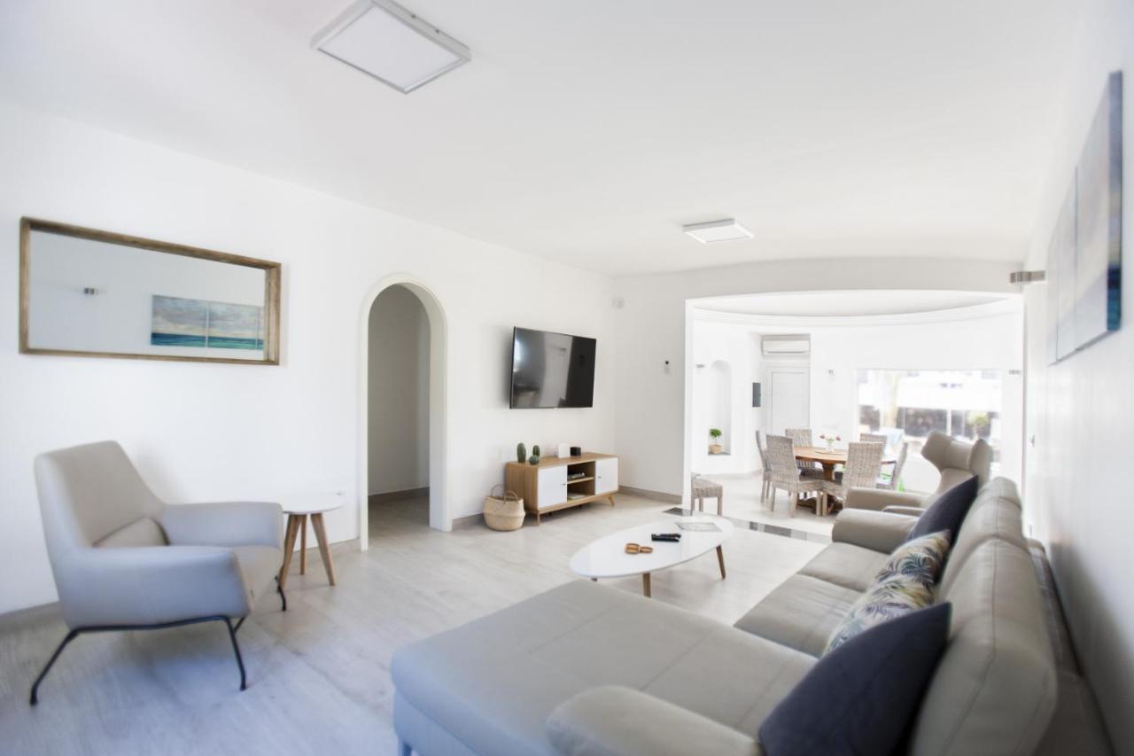 Aphrodite And Apollo 4 Bedroom Puerto del Carmen (Lanzarote)