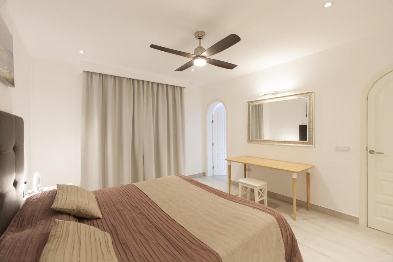 Aphrodite And Apollo 4 Bedroom