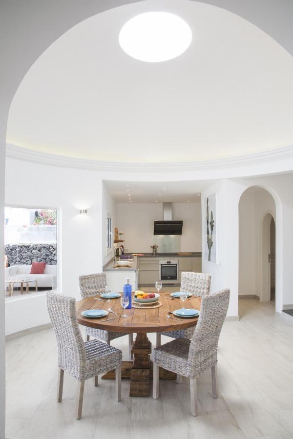 Villa Aphrodite And Apollo 4 Bedroom Puerto del Carmen (Lanzarote)