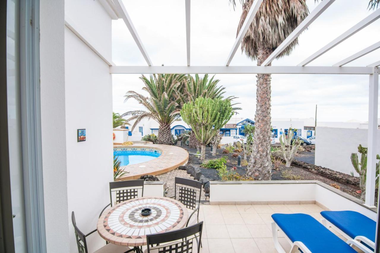 Charco Del Palo Bungalows