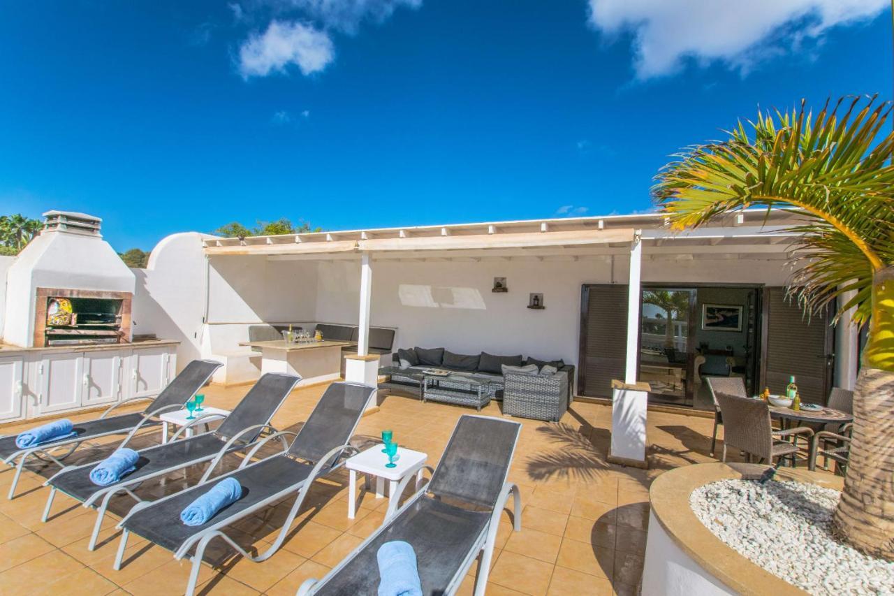Michelle - Lh114 By Now Ltd Playa Blanca (Lanzarote)