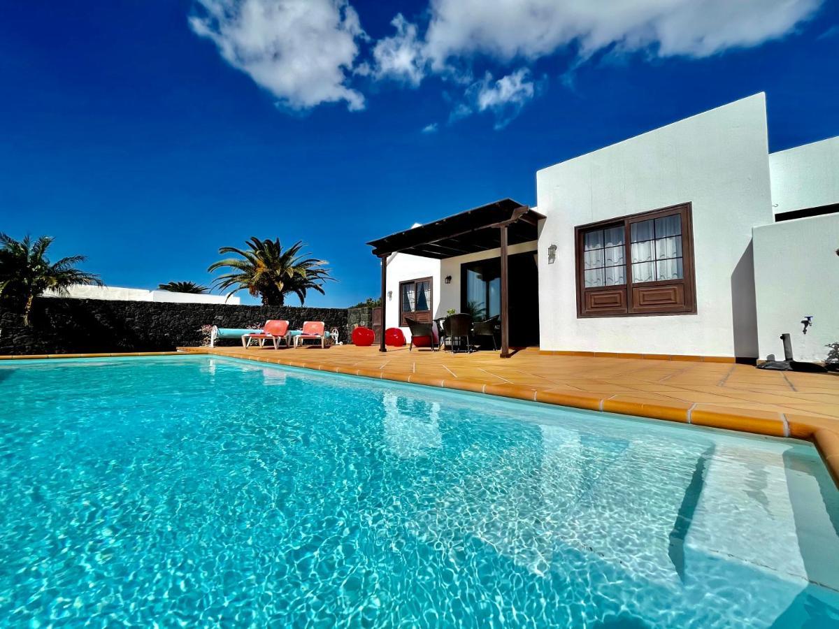 Pilar Villa Playa Blanca (Lanzarote)