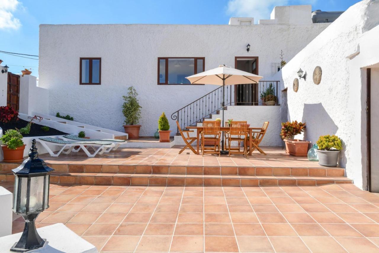 Casa Maria Dolores Holiday home