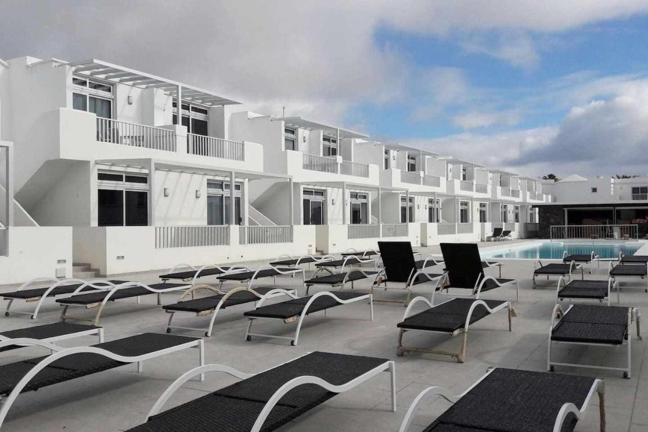 Gracioseros Sol Y Piscina Puerto del Carmen (Lanzarote)