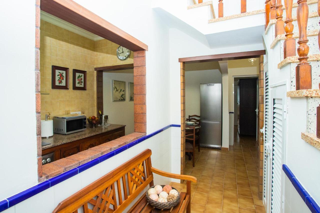 Casa Juana A 50 Metros La Playa Del Reducto Y Wifi Free Holiday home