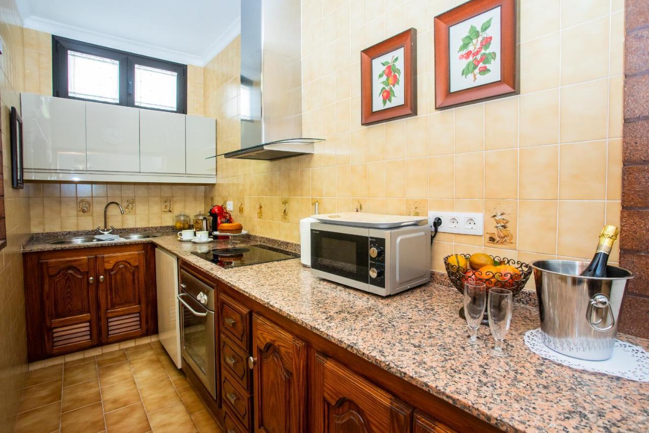 Casa Juana A 50 Metros La Playa Del Reducto Y Wifi Free Holiday home