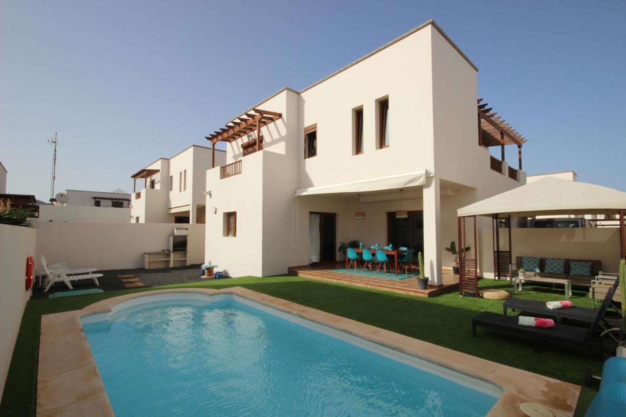 Holiday home Las Caletas Del Mar - Heated Pool