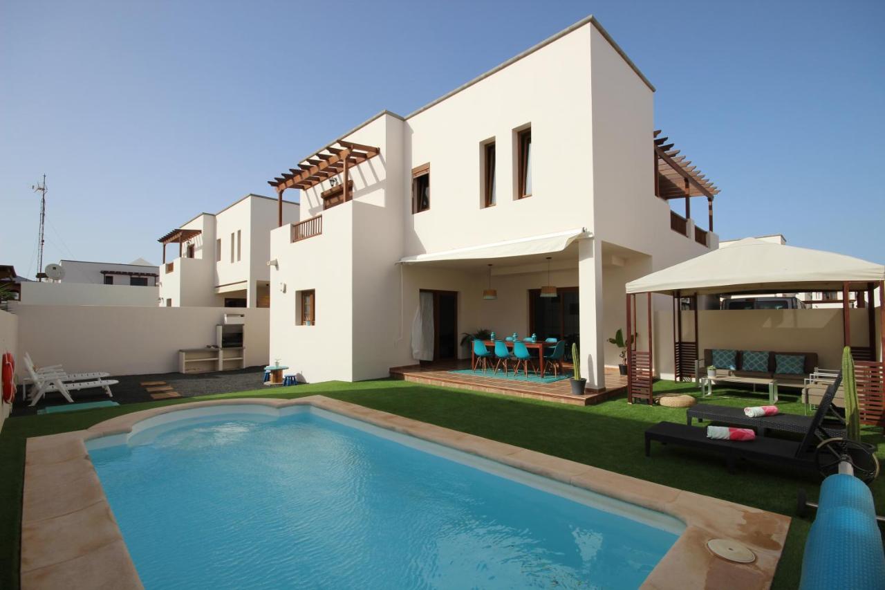 Holiday home Las Caletas Del Mar - Heated Pool