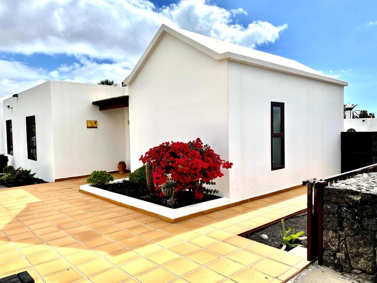 Pilar Villa *