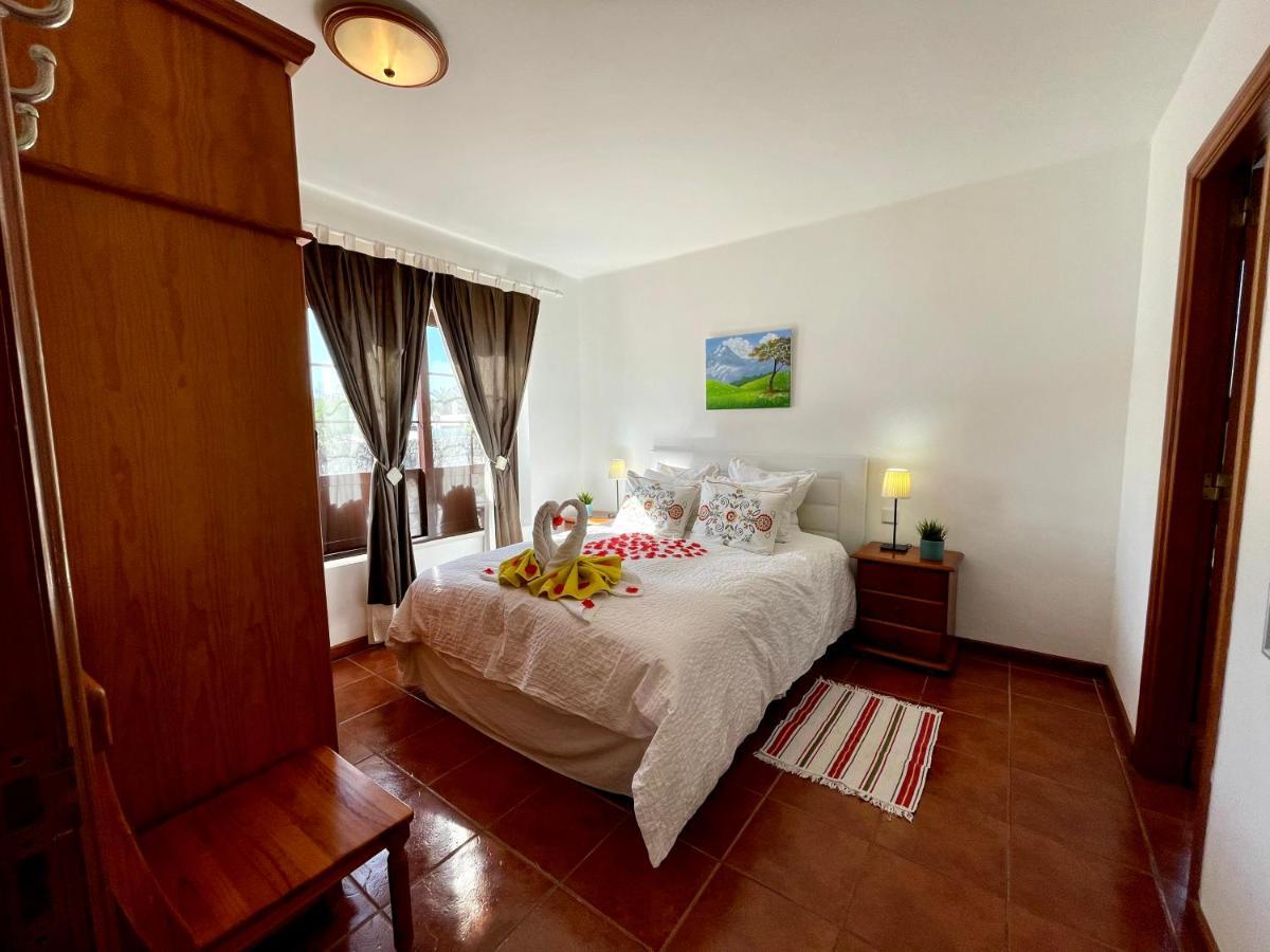 Pilar Villa *