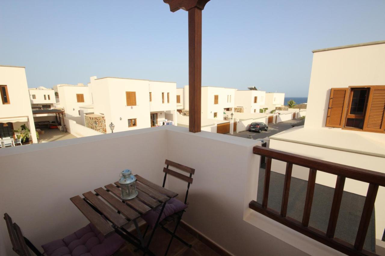 Holiday home Las Caletas Del Mar - Heated Pool Costa Teguise