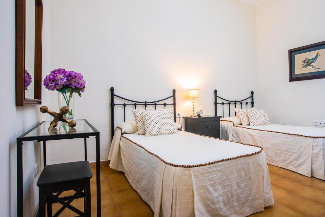 Casa Juana A 50 Metros La Playa Del Reducto Y Wifi Free Holiday home