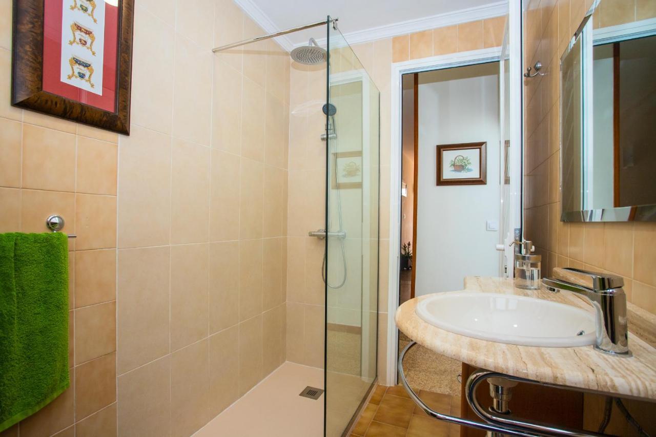 Holiday home Casa Juana A 50 Metros La Playa Del Reducto Y Wifi Free