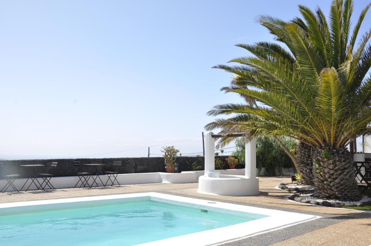Oasis Surf House