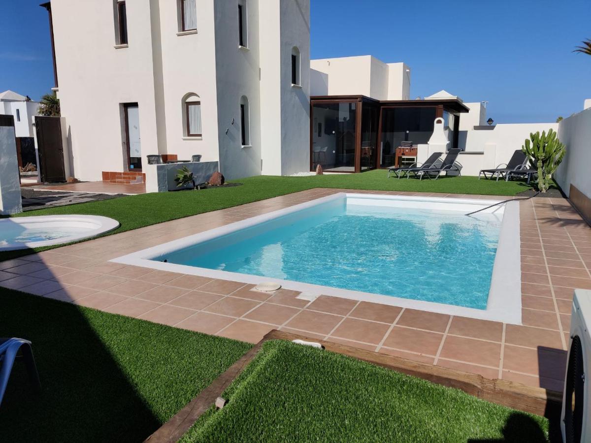 Villa Lanzarote Deluxe & Pool