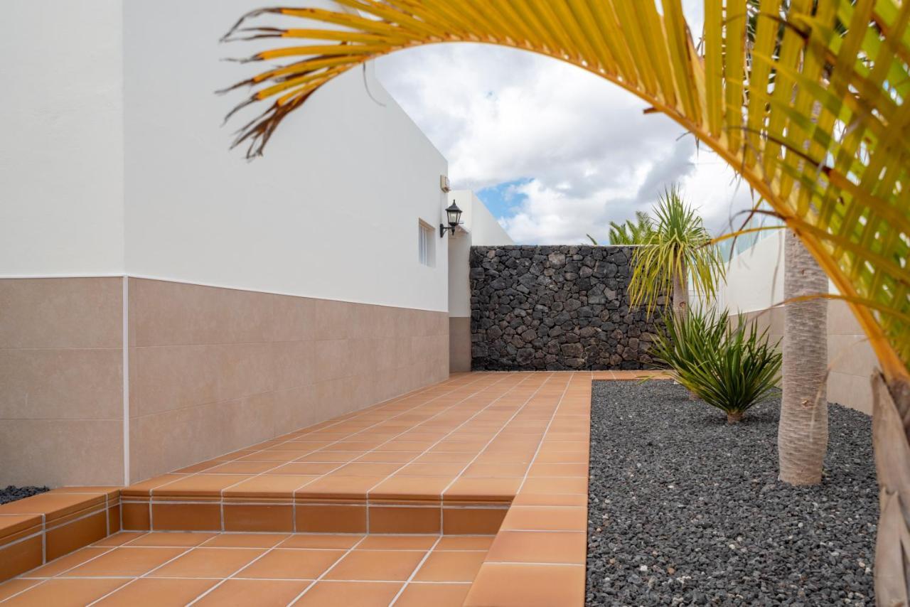 Olivina, With Heated Pool * Puerto del Carmen (Lanzarote)