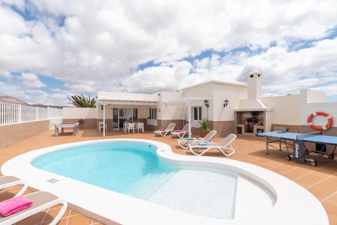 Сasa de vacaciones Olivina, With Heated Pool Puerto del Carmen (Lanzarote)
