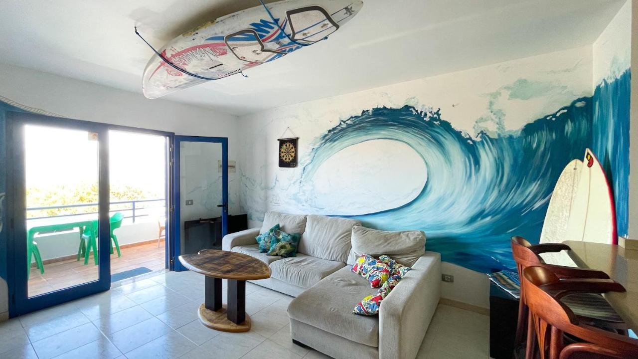 Red Star Surf & Yoga Camp Lanzarote Hostel Famara