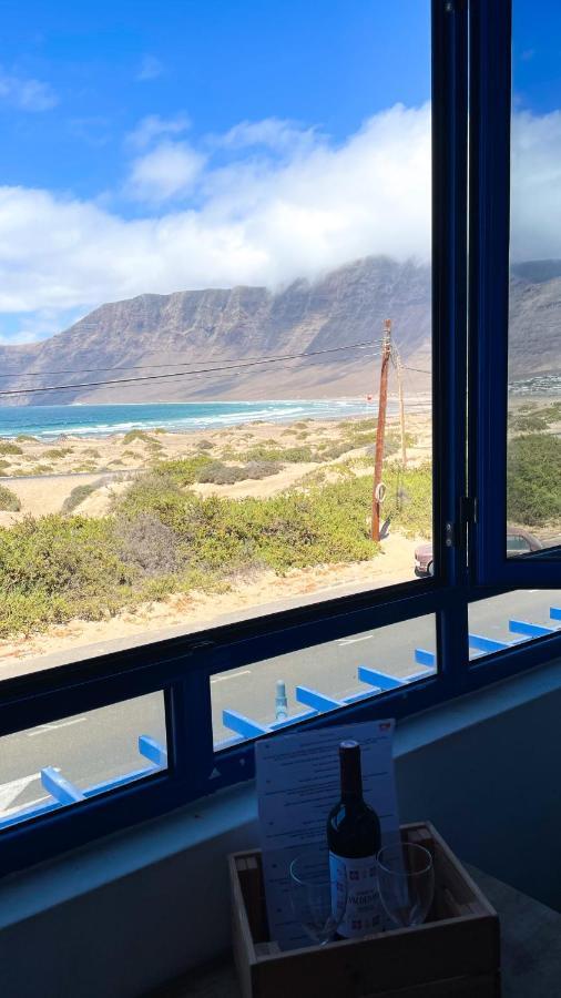 Red Star Surf & Yoga Camp Lanzarote *