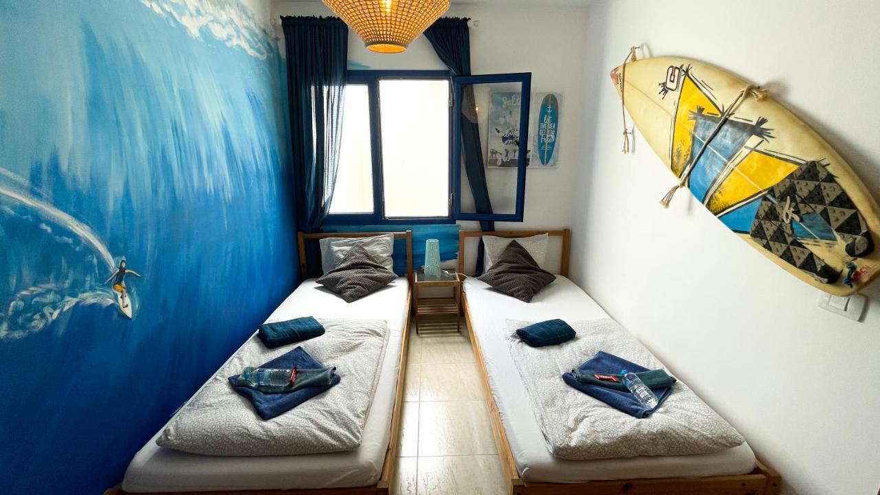 Red Star Surf & Yoga Camp Lanzarote Hostel