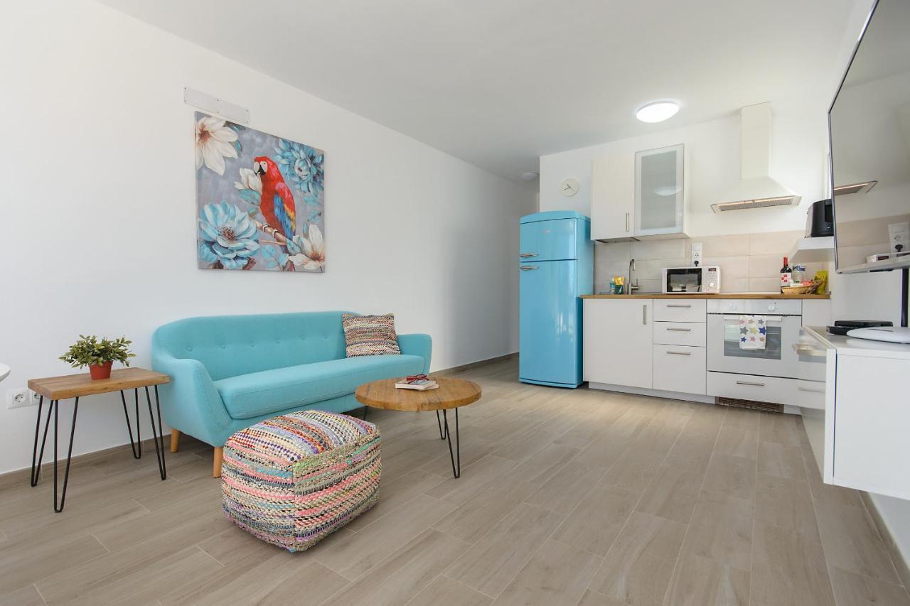 Apartamento Blue Volcano Apartment, Free Access To The Fariones Sports Center
