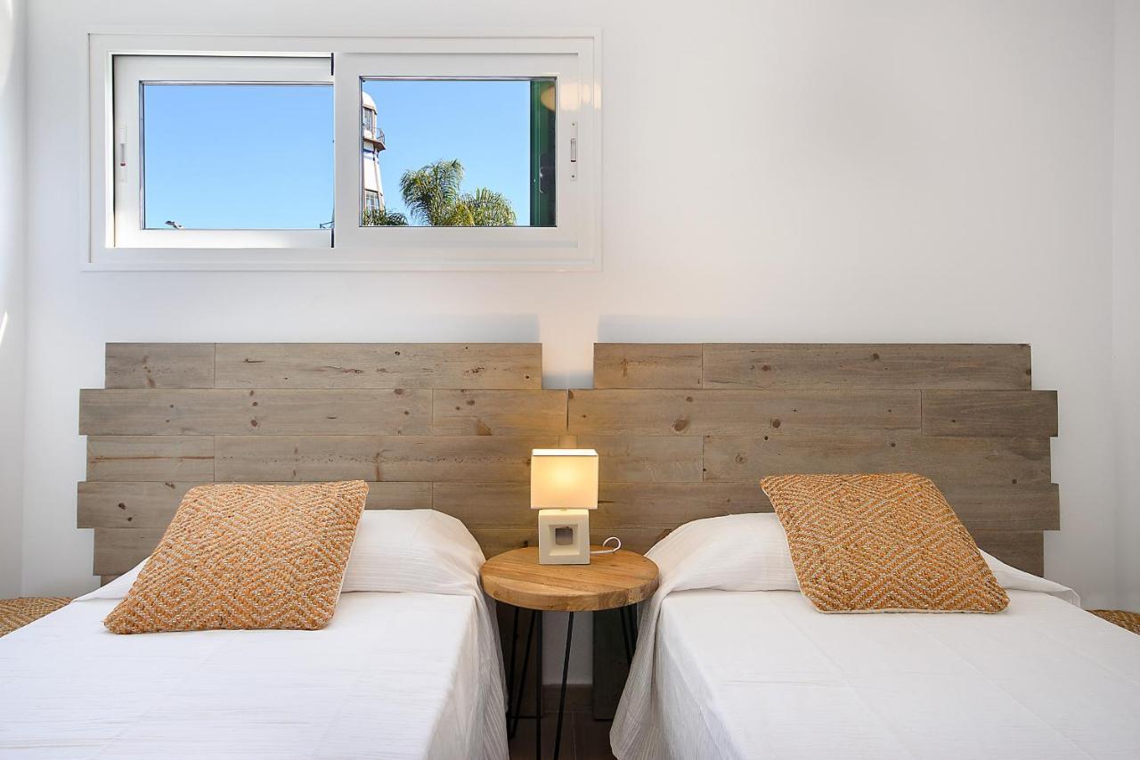 Apartamento Blue Volcano Apartment, Free Access To The Fariones Sports Center Puerto del Carmen (Lanzarote)