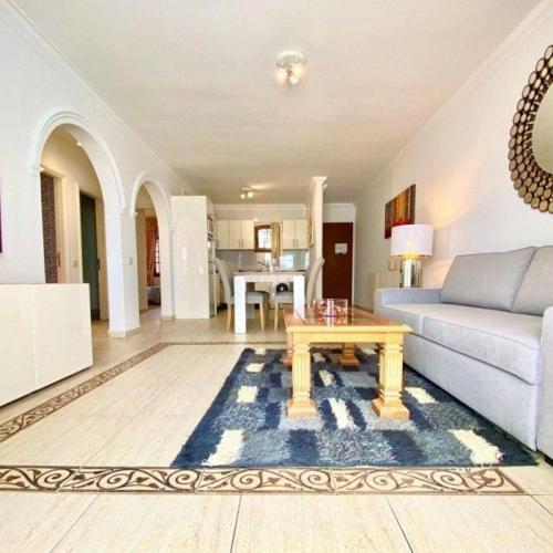 Apartment La Cumbre 1a - 2 Bed/2bath Ground Floor Puerto del Carmen (Lanzarote)