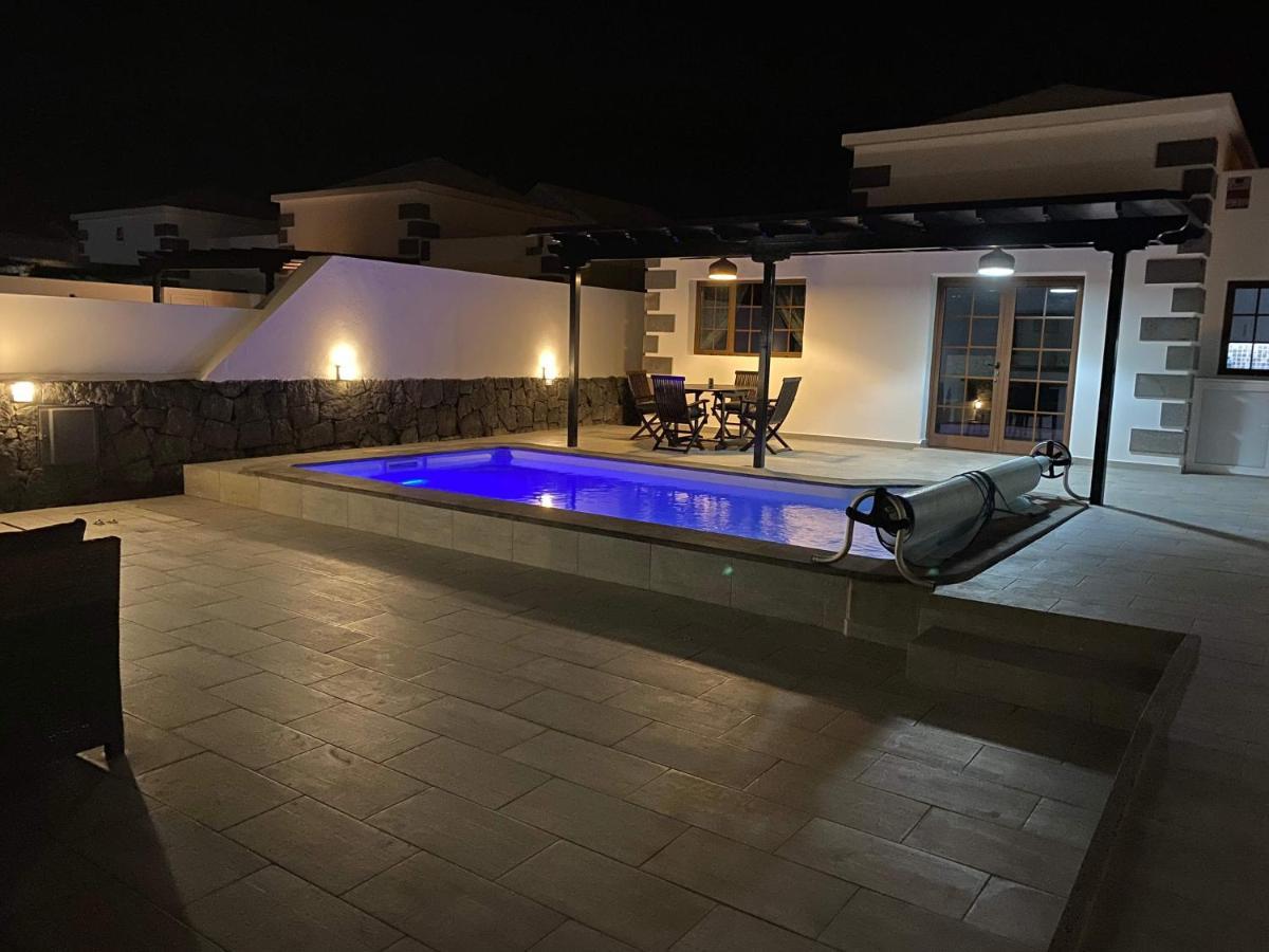 Villa Stunning Arabella - Heated Pool - Bbq - Amazing Terrace - *
