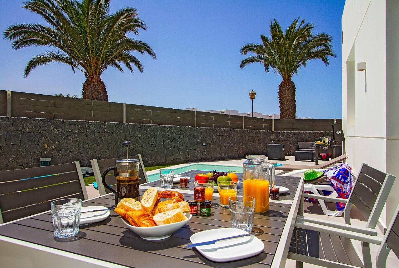 Wave I Playa Blanca (Lanzarote)
