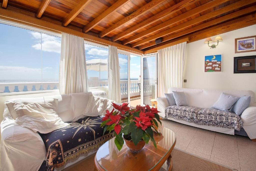 Apartment Balcon Al Mar