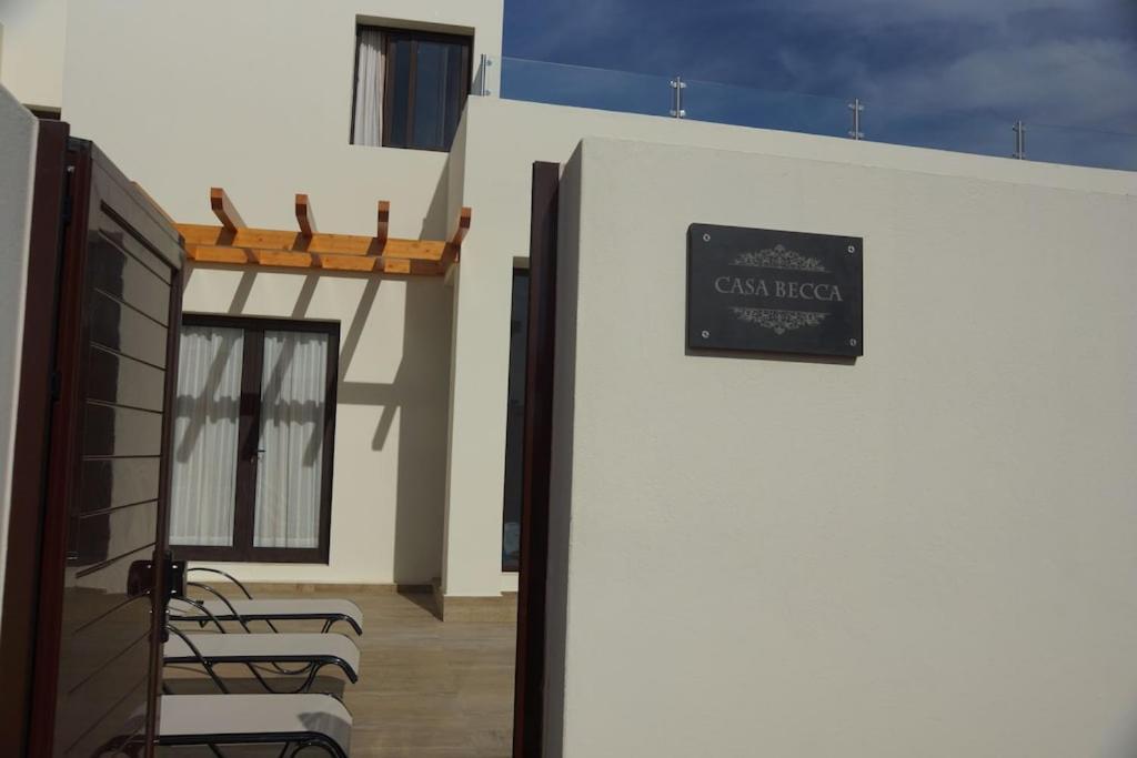 Luxury Near 1km Swimming Pool Tennis Court Great For Ages * Playa Blanca (Lanzarote)