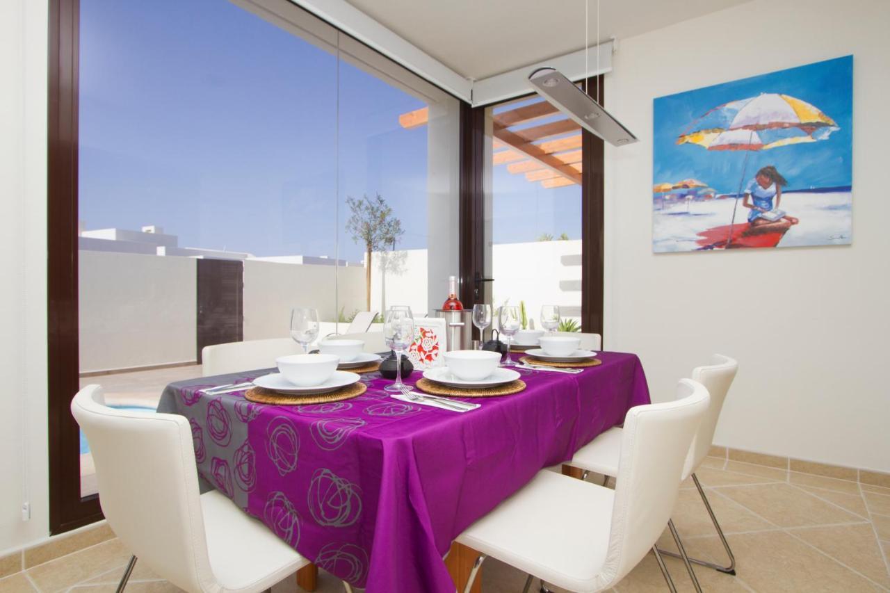 Luxury Near 1km Swimming Pool Tennis Court Great For Ages