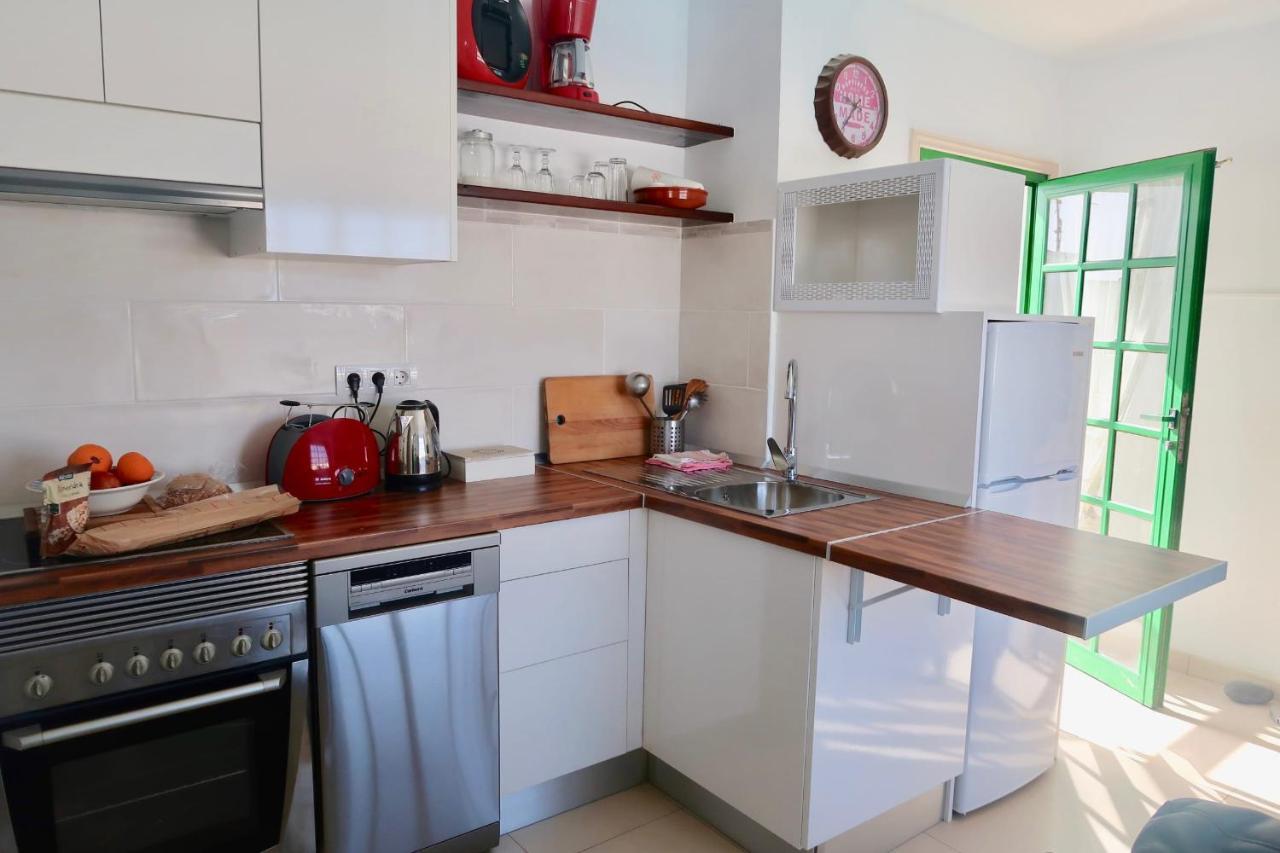 Zafiros In Puerto Del Carmen Aircond&wifi&dishwasher * Tías