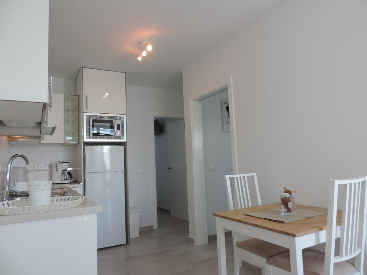 Gracioseros 211 - 2 Beds - 1st Floor - Air-con - Uk Tv - Wi-fi Apartment