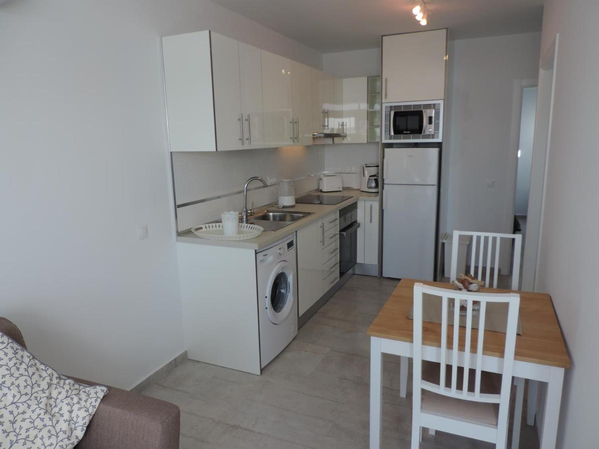 Gracioseros 211 - 2 Beds - 1st Floor - Air-con - Uk Tv - Wi-fi Puerto del Carmen (Lanzarote)