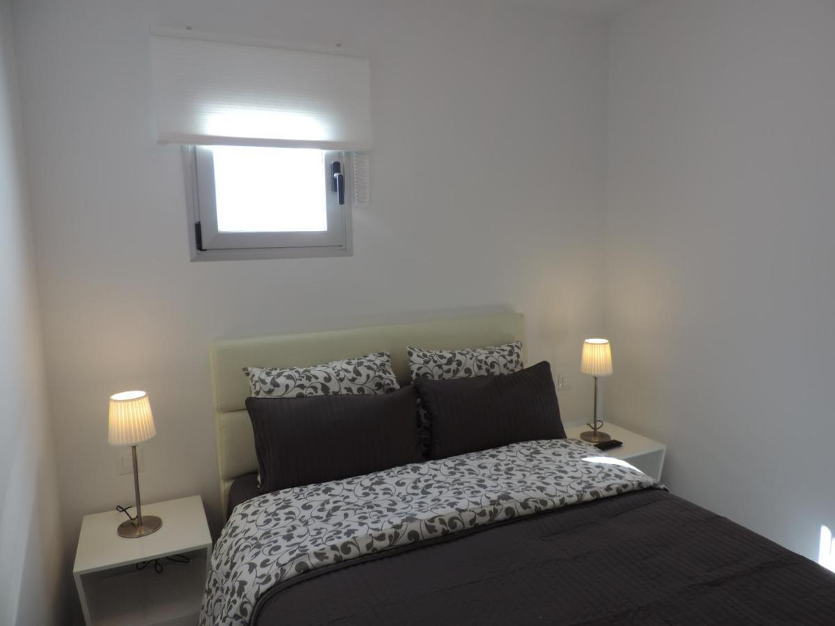 Apartment Gracioseros 211 - 2 Beds - 1st Floor - Air-con - Uk Tv - Wi-fi Puerto del Carmen (Lanzarote)