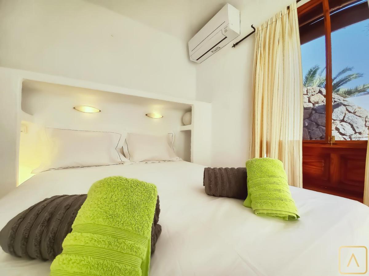 Villa Magica 7 Minutes Walk To Center With Pool And A/c *