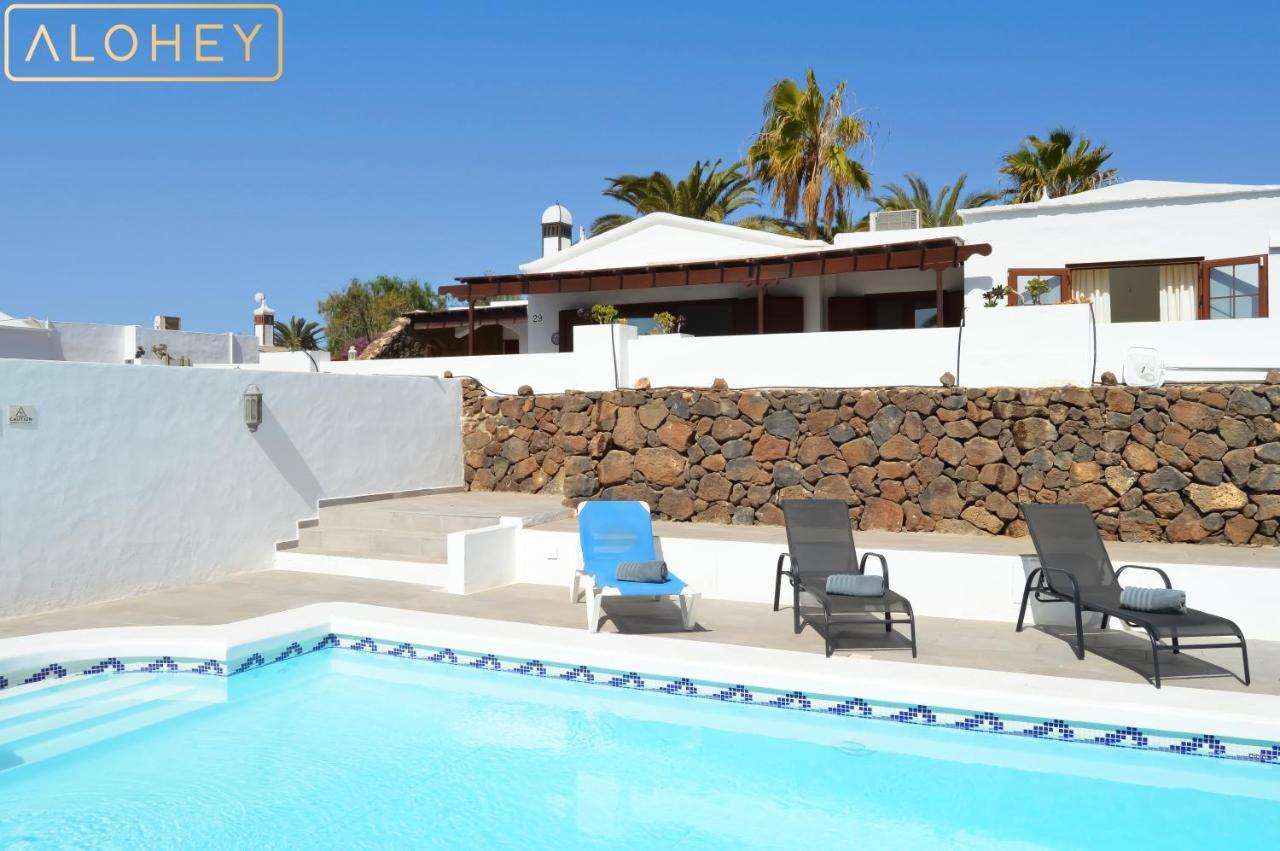 Magica 7 Minutes Walk To Center With Pool And A/c Villa Playa Blanca (Lanzarote)