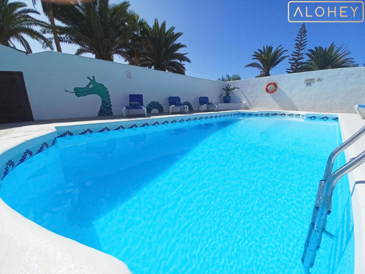 Villa Magica 7 Minutes Walk To Center With Pool And A/c *