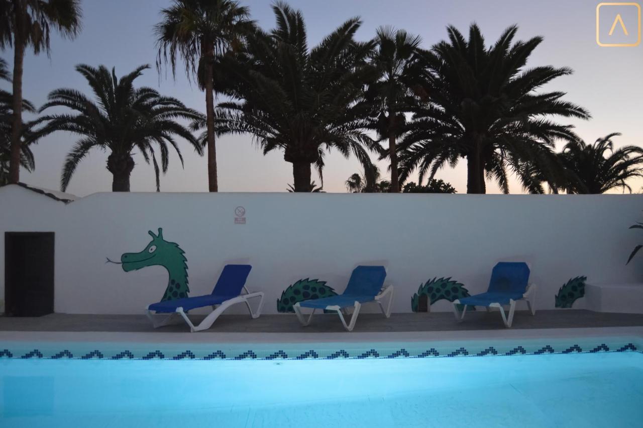 Villa Magica 7 Minutes Walk To Center With Pool And A/c Playa Blanca (Lanzarote)