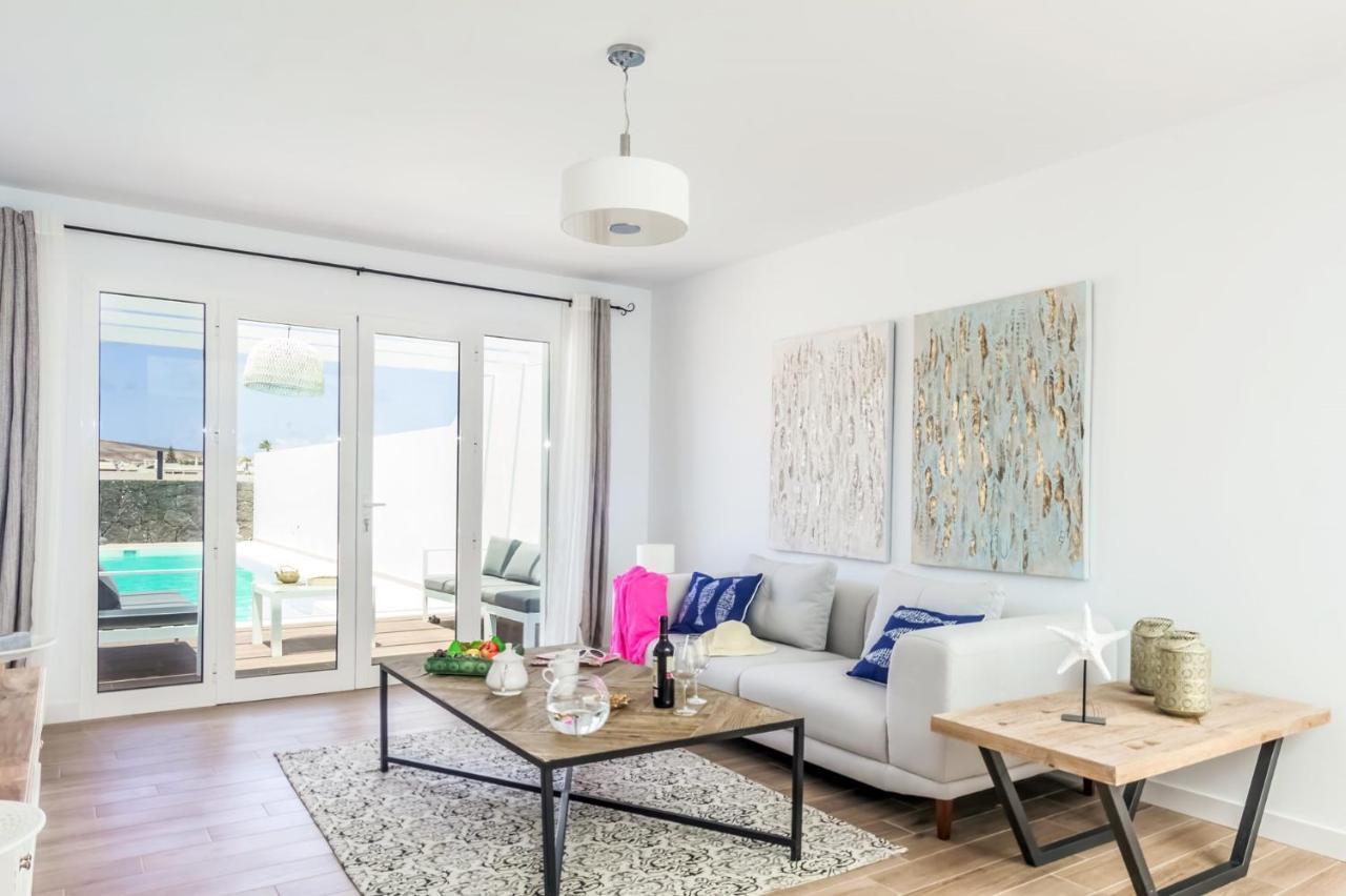 Cala By Villa