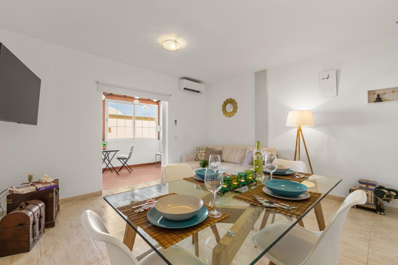 Casa Conchita. Relax, Diversion Y Playa. Playa Honda (Lanzarote)