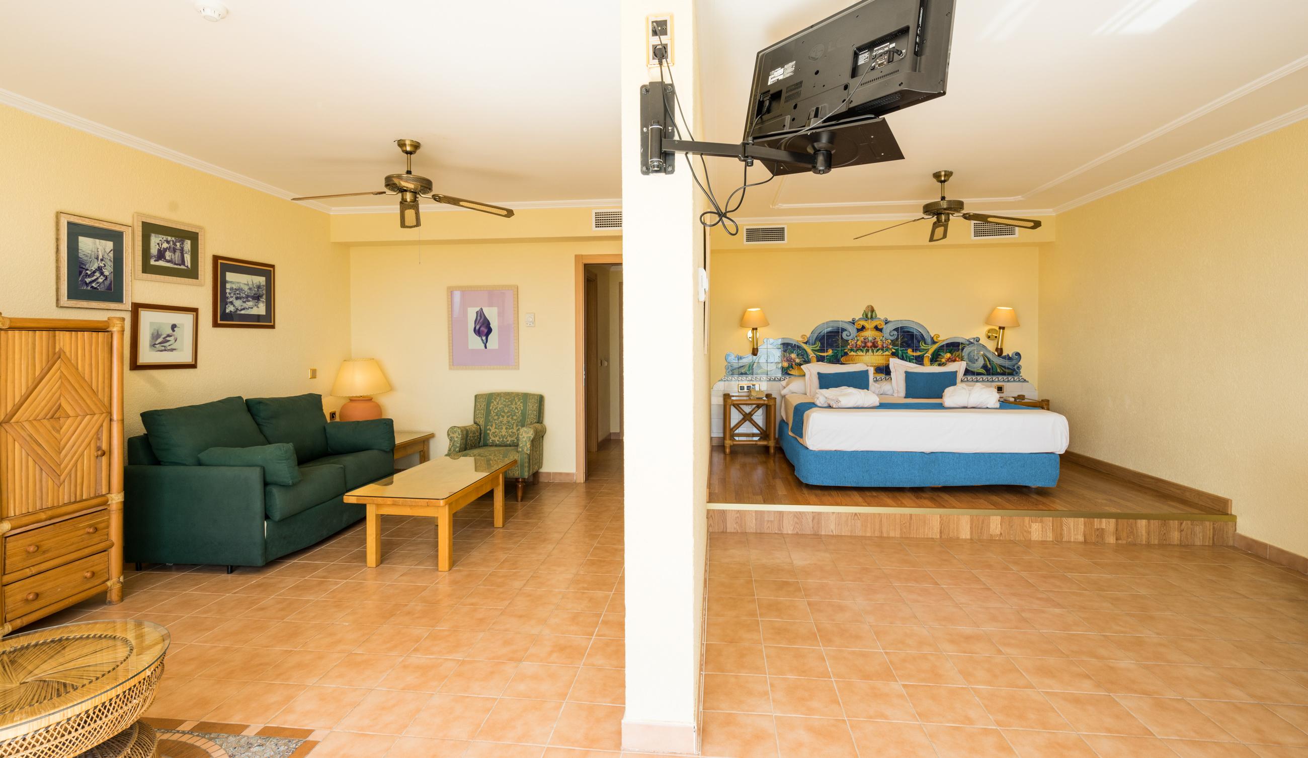 Bluesea Costa Bastian 4*