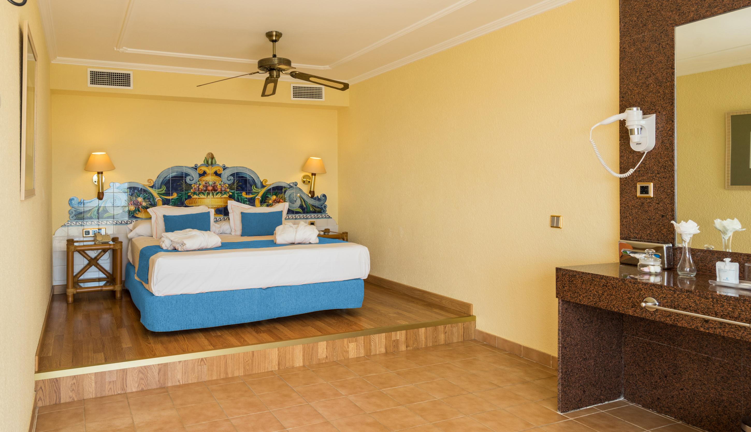 Bluesea Costa Bastian Hotel 4*