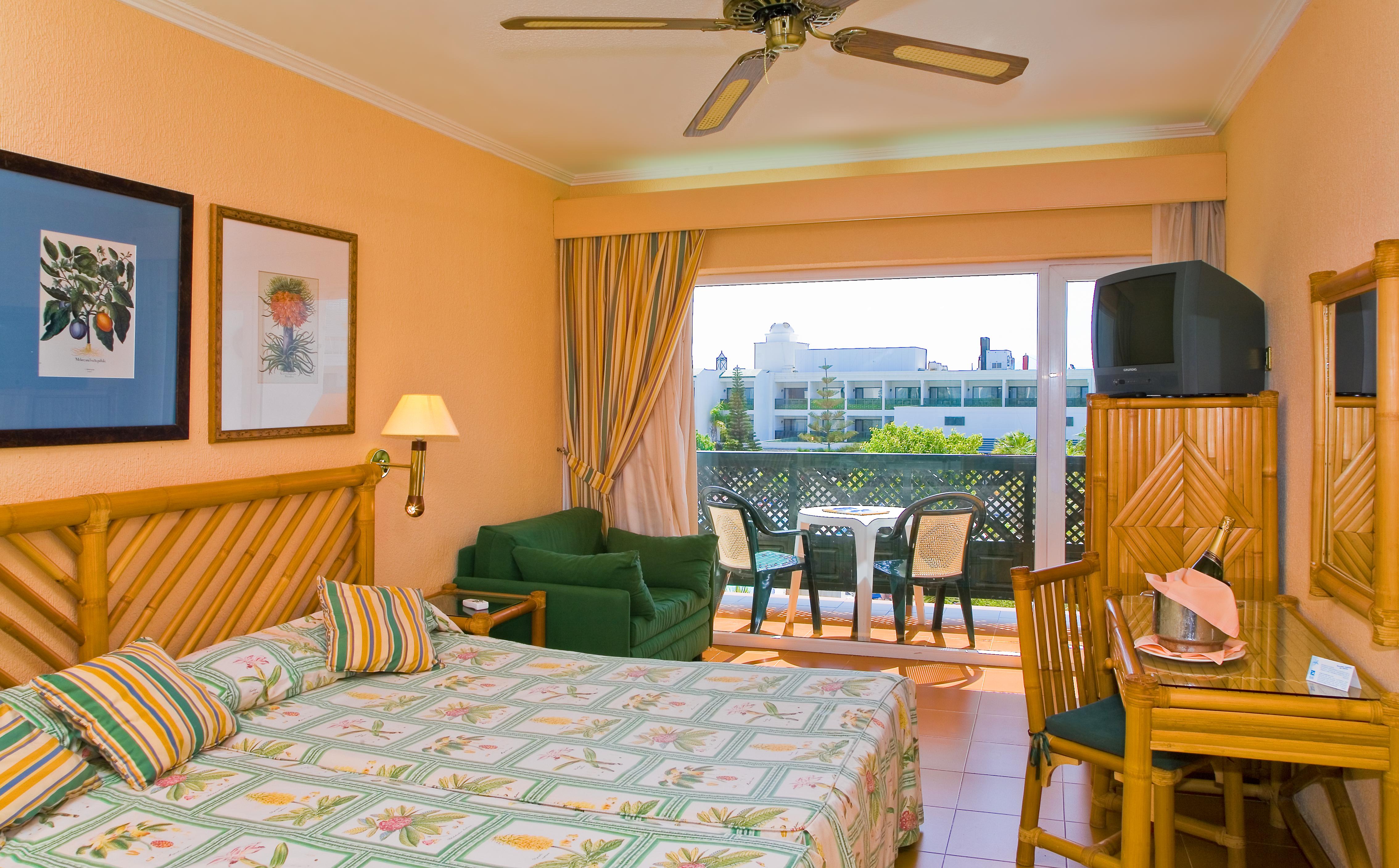 Bluesea Costa Bastian 4*