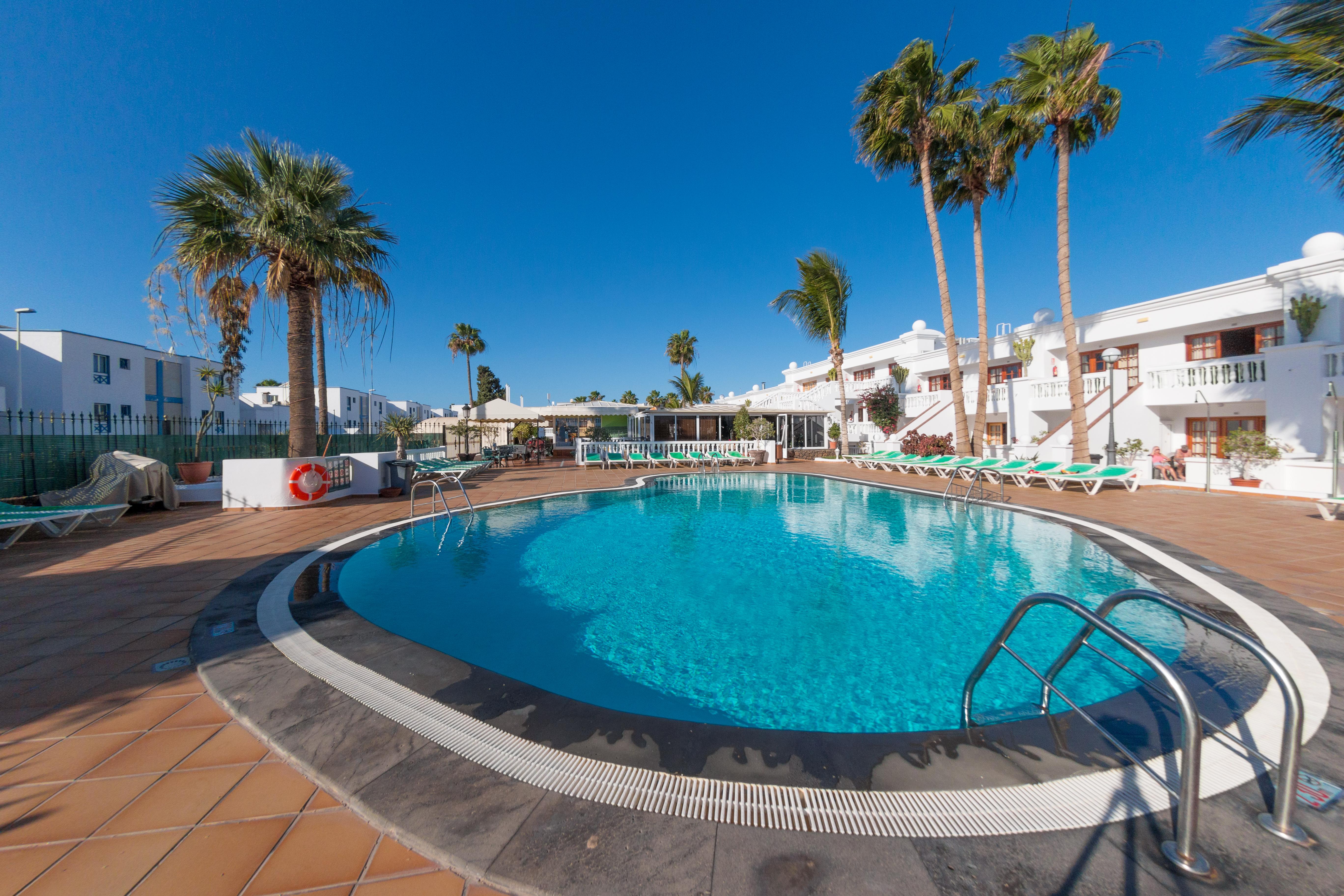 Montana Club Hotel 3*